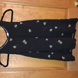 Black tank top size large